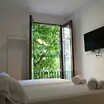 Pensión Cosmopolitan Boutique Rambla By Blossom 4*