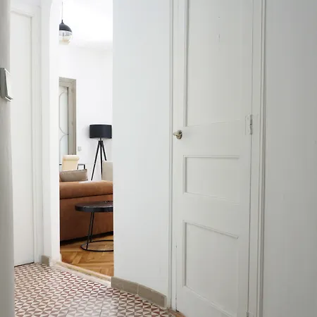 Cosmopolitan Boutique Rambla By Blossom Πανσιόν 4*