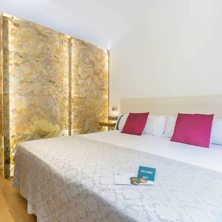 Cosmopolitan Boutique Rambla By Blossom Πανσιόν