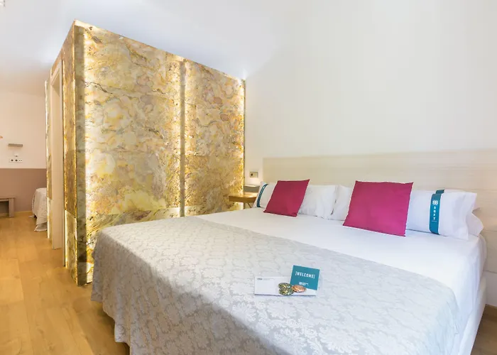 Cosmopolitan Boutique Rambla Gæstehus