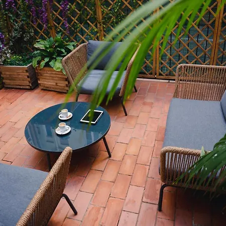 Guest house Cosmopolitan Boutique Rambla 2*