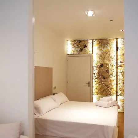 Cosmopolitan Boutique Rambla Barcelona